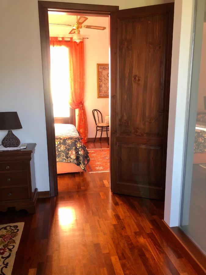 צ'פאלו B&B Roomantic & Piscina Idromassaggio מראה חיצוני תמונה